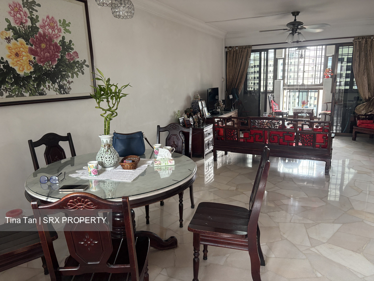 Blk 238 Compassvale Plains (Sengkang), HDB 5 Rooms #569727491